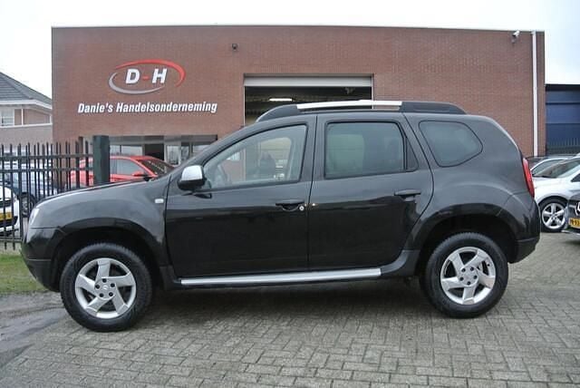 Occasion Dacia Duster Lauréate 105 PK (77 kW) 2011 Zwart SUV