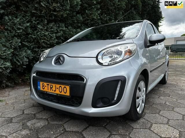Grijs Gebruikt 2014 Citroën C1 Tendance Hatchback | € 7.750 (Goede deal) - Afbeelding 1/4