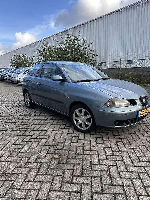 Occasion Seat Ibiza Stylance 101 PK (74 kW) 2006 Blauw Hatchback