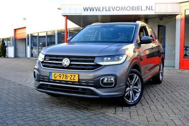 Grijs, metallic lak Gebruikt 2020 VW T-Cross Style SUV | € 18.450 (Eerlijke prijs) - Afbeelding 1/4