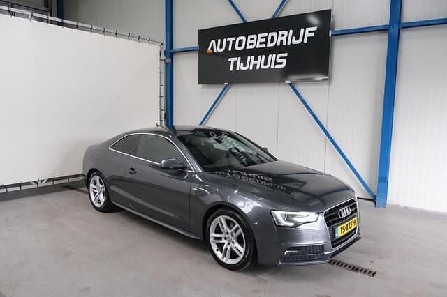 Grijs Gebruikt 2012 Audi A5 Proline Coupé | € 5.900 (Super prijs) - Afbeelding 1/4