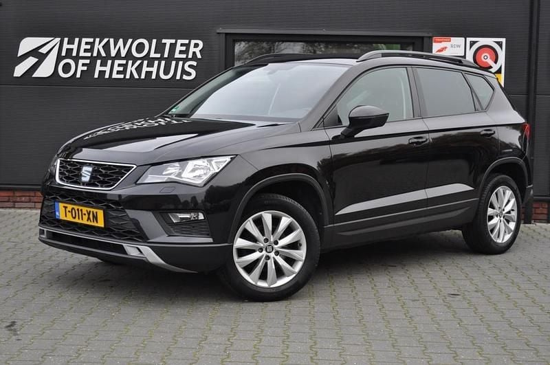 Zwart Gebruikt 2020 Seat Ateca CONNECT SUV | € 22.950 (Goede deal) - Afbeelding 1/4