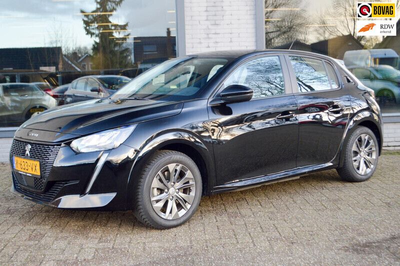 Zwart Gebruikt 2021 Peugeot e-208 Active Hatchback | € 16.145 (Goede deal) - Afbeelding 1/4