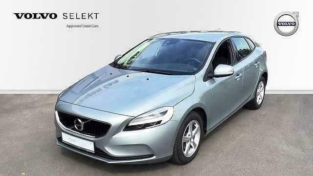 Zilver Gebruikt 2017 Volvo V40 Kinetic Stationwagen | € 17.000 (Eerlijke prijs) - Afbeelding 1/4