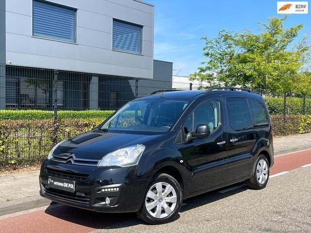 Zwart Gebruikt 2016 Citroën Berlingo MPV | € 12.450 (Duur) - Afbeelding 1/4