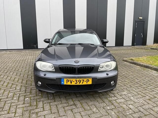 Occasion BMW 120 Executive 150 PK (110 kW) 2005 Grijs Hatchback