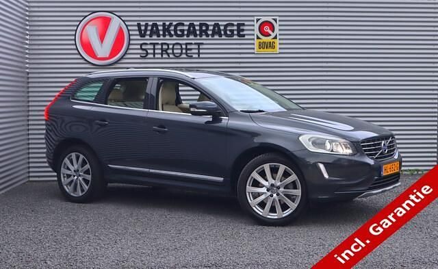 Grijs Gebruikt 2015 Volvo XC60 SUV | € 23.999 (Eerlijke prijs) - Afbeelding 1/4