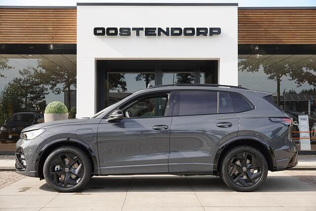 Grijs Nieuw 2025 VW Tiguan R-line SUV | € 59.900 (Eerlijke prijs) - Afbeelding 1/4