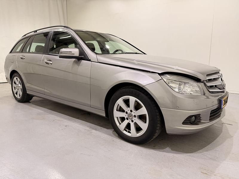 Grijs Gebruikt 2008 Mercedes C200 Stationwagen | € 4.600 (Eerlijke prijs) - Afbeelding 1/4