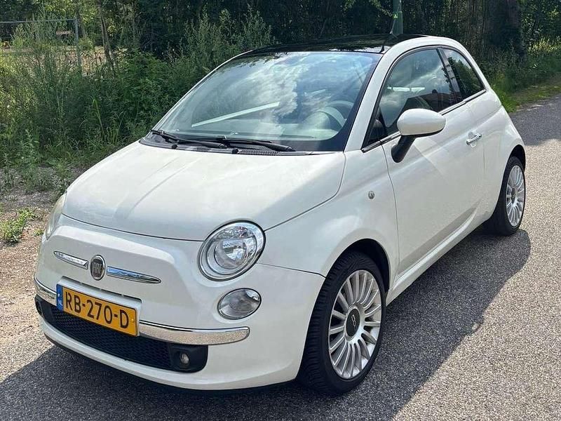 Wit Gebruikt 2010 Fiat 500 Hatchback | € 4.100 (Eerlijke prijs) - Afbeelding 1/4