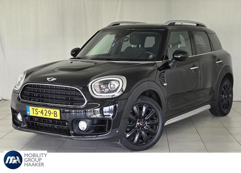 Zwart Gebruikt 2017 Mini Cooper Countryman Chili SUV | € 21.400 (Eerlijke prijs) - Afbeelding 1/4