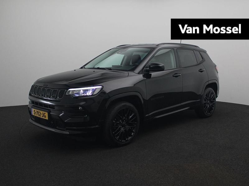 Zwart Gebruikt 2023 Jeep Compass SUV | € 33.940 (Duur) - Afbeelding 1/4