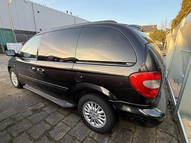 Occasion Chrysler Voyager 150 PK (110 kW) 2006 Zwart (metallic) MPV
