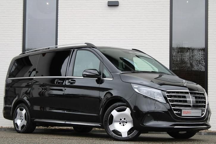 Occasion Mercedes V300 Exclusive 241 PK (177 kW) 2024 Zwart (metallic) MPV