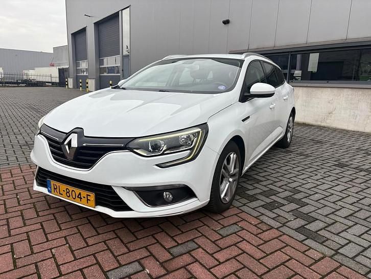 Gebruikt 2017 Renault Mégane IV Zen Stationwagen | € 5.950 (Super prijs) - Afbeelding 1/4