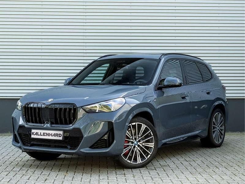 Grijs Gebruikt 2025 BMW X1 M Sport SUV | € 65.875 - Afbeelding 1/4