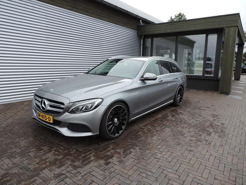 Grijs Gebruikt 2015 Mercedes C350 Edition Stationwagen | € 7.485 (Super prijs) - Afbeelding 1/4