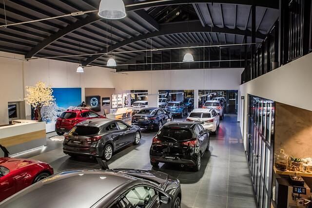 Occasion Mazda 2 90 PK (66 kW) 2017 Zwart Hatchback