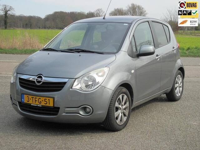 Grijs Gebruikt 2014 Opel Agila Hatchback | € 7.300 (Duur) - Afbeelding 1/4