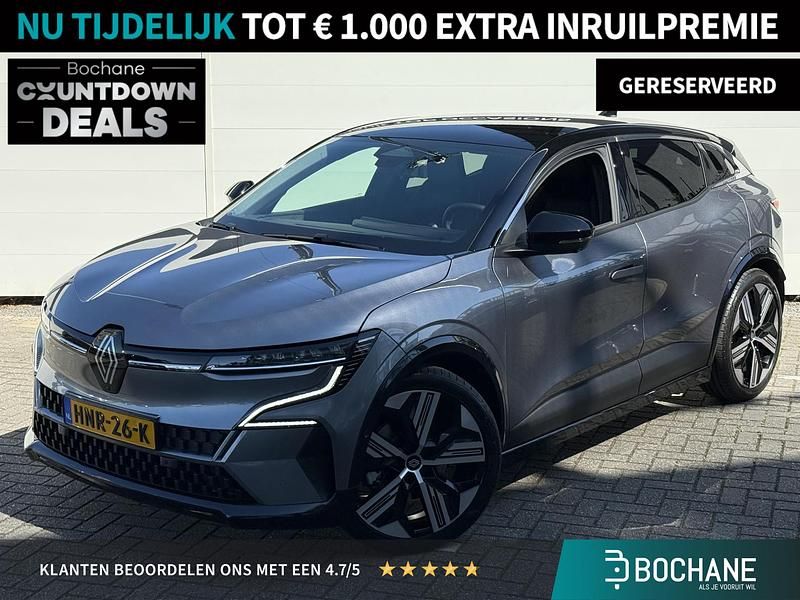 Grijs Gebruikt 2025 Renault Megane E-Tech Iconic Hatchback | € 38.495 - Afbeelding 1/4