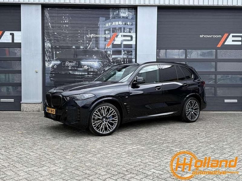Zwart Occasion 2024 BMW X5 M Sport SUV | € 89.850 (Super prijs) - Afbeelding 1/4