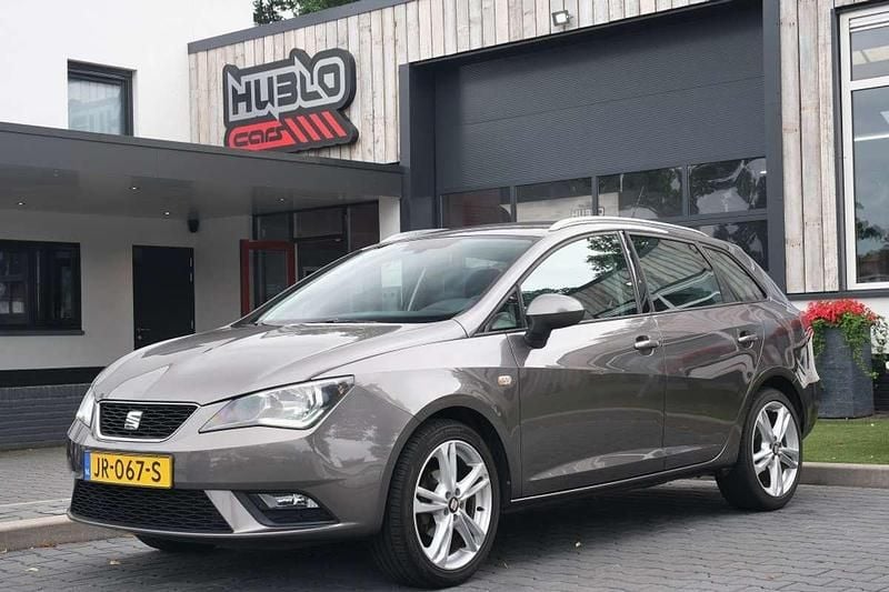 Grijs Gebruikt 2016 Seat Ibiza ST Style Stationwagen | € 7.750 (Eerlijke prijs) - Afbeelding 1/4
