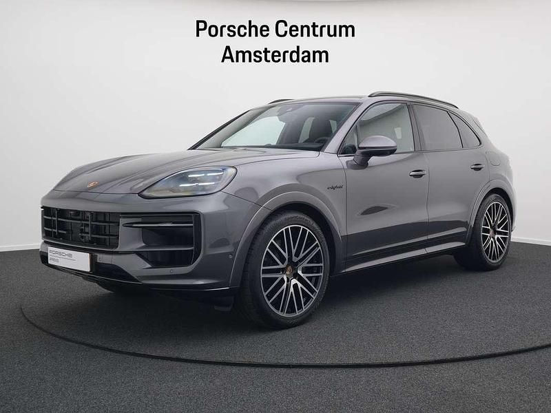 Grijs Occasion 2025 Porsche Cayenne SUV | € 144.950 - Afbeelding 1/4