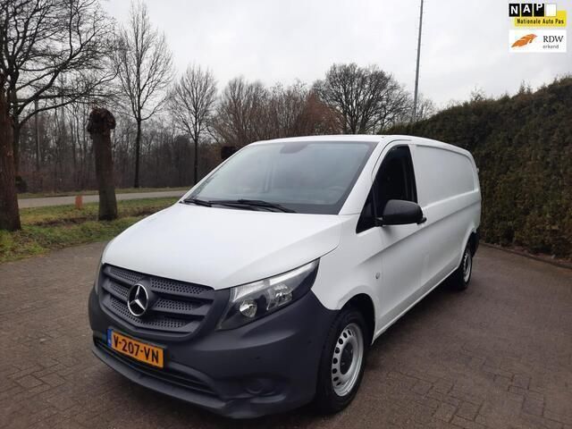 Overige Gebruikt 2019 Mercedes Vito MPV | € 12.999 (Eerlijke prijs) - Afbeelding 1/4