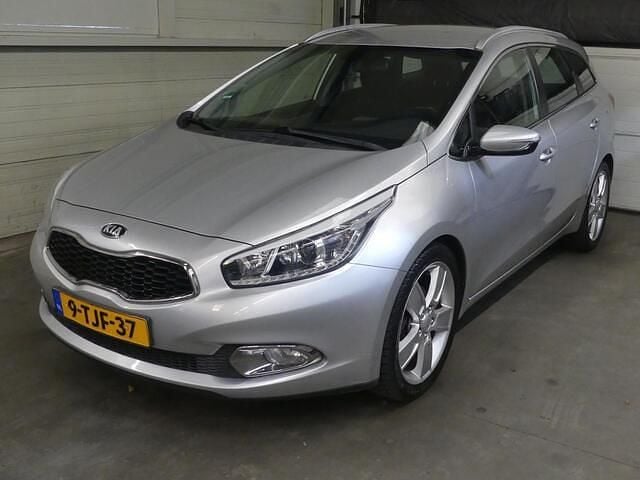 Grijs Gebruikt 2014 Kia Ceed Sportswagon Stationwagen | € 7.945 (Eerlijke prijs) - Afbeelding 1/4