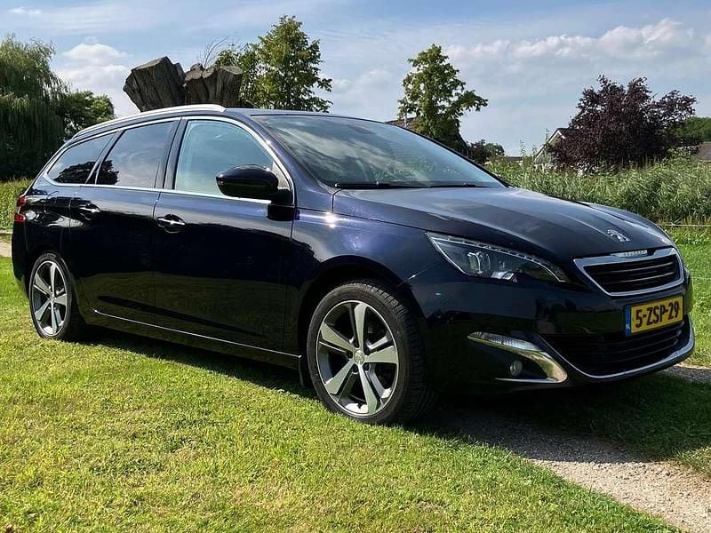 Gebruikt 2015 Peugeot 308 MPV | € 8.500 (Eerlijke prijs) - Afbeelding 1/4
