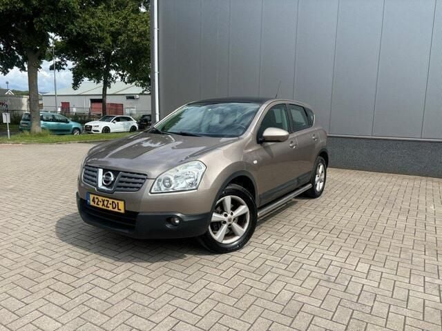 Bruin Gebruikt 2007 Nissan Qashqai Pack SUV | € 4.250 (Eerlijke prijs) - Afbeelding 1/4