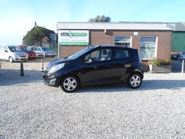 Zwart Gebruikt 2011 Chevrolet Spark LT Hatchback | € 1.750 (Super prijs) - Afbeelding 1/4