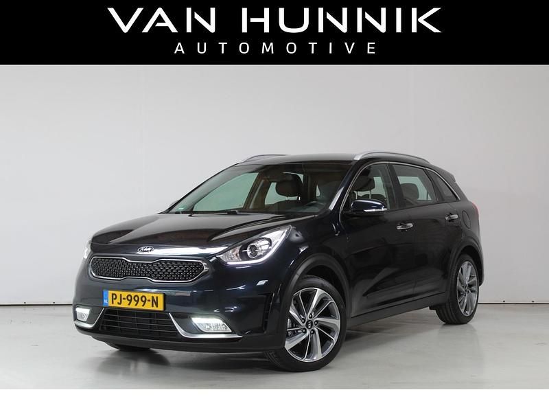 Blauw, metallic lak Gebruikt 2017 Kia Niro First Edition SUV | € 16.450 (Eerlijke prijs) - Afbeelding 1/4