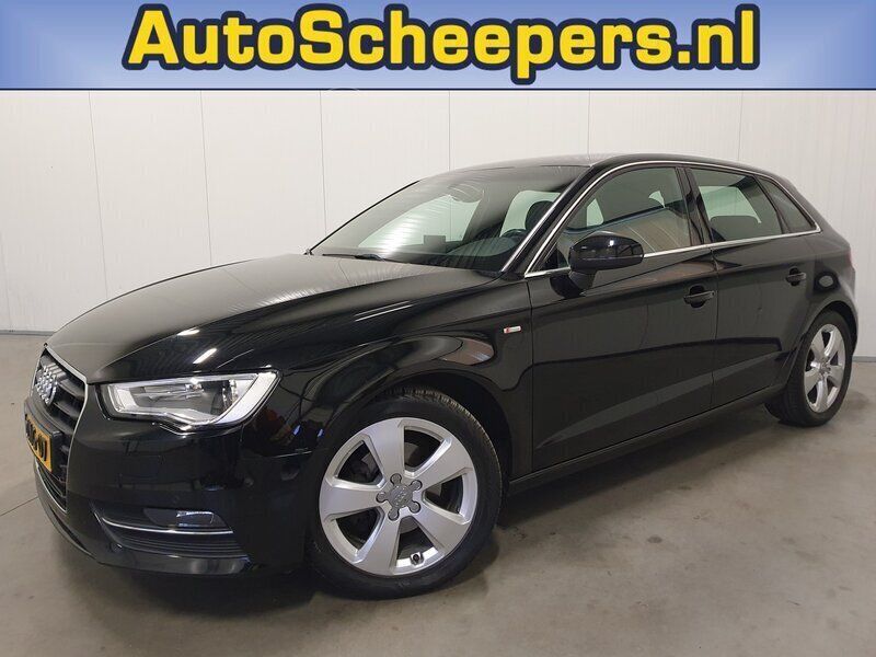 Zwart Gebruikt 2015 Audi A3 Ambition Hatchback | € 10.995 (Goede deal) - Afbeelding 1/4
