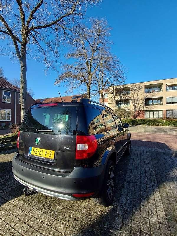 Occasion Skoda Yeti 105 PK (77 kW) 2012 Zwart SUV
