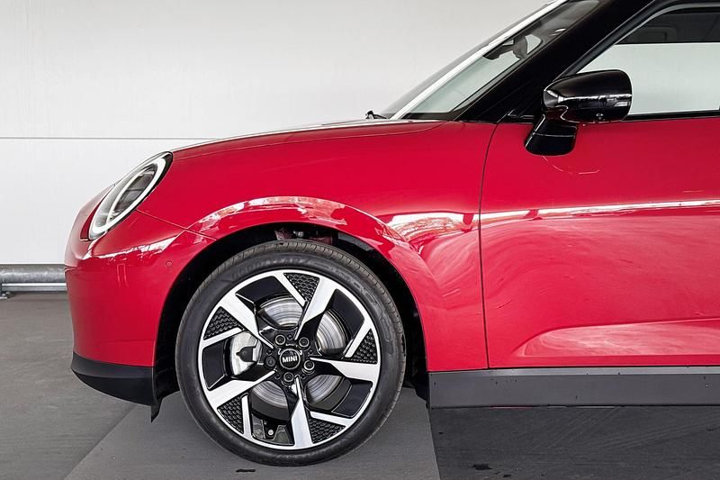 Occasion Mini Cooper Classic 135 kW (184 PK) 2025 Rood Hatchback