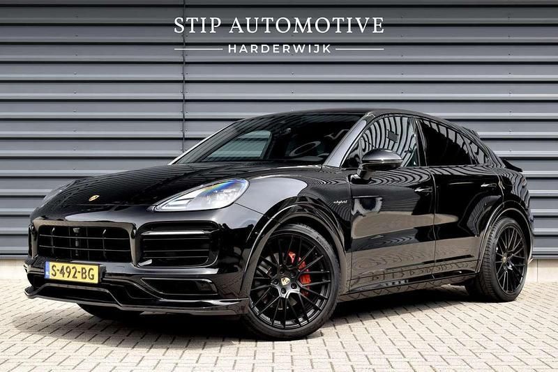 Zwart, metallic lak Gebruikt 2023 Porsche Cayenne Platinum Edition SUV | € 96.900 (Iets duurder) - Afbeelding 1/4