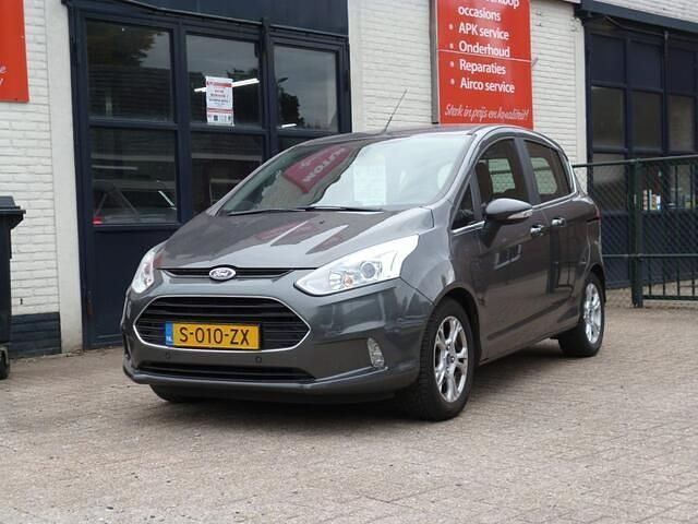 Grijs Gebruikt 2017 Ford B-MAX Titanium MPV | € 7.995 (Eerlijke prijs) - Afbeelding 1/4