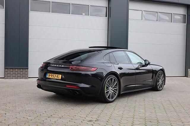 Occasion Porsche Panamera 330 PK (242 kW) 2019 Zwart Hatchback