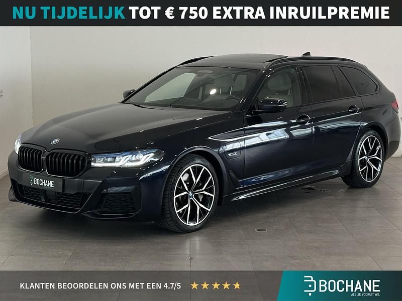 Zwart Gebruikt 2022 BMW 530 M Sport Stationwagen | € 40.900 (Eerlijke prijs) - Afbeelding 1/4