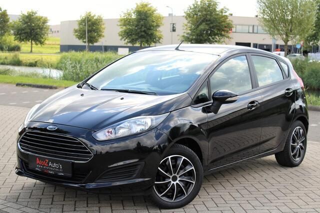 Zwart Gebruikt 2013 Ford Fiesta Style Hatchback | € 6.999 (Eerlijke prijs) - Afbeelding 1/4
