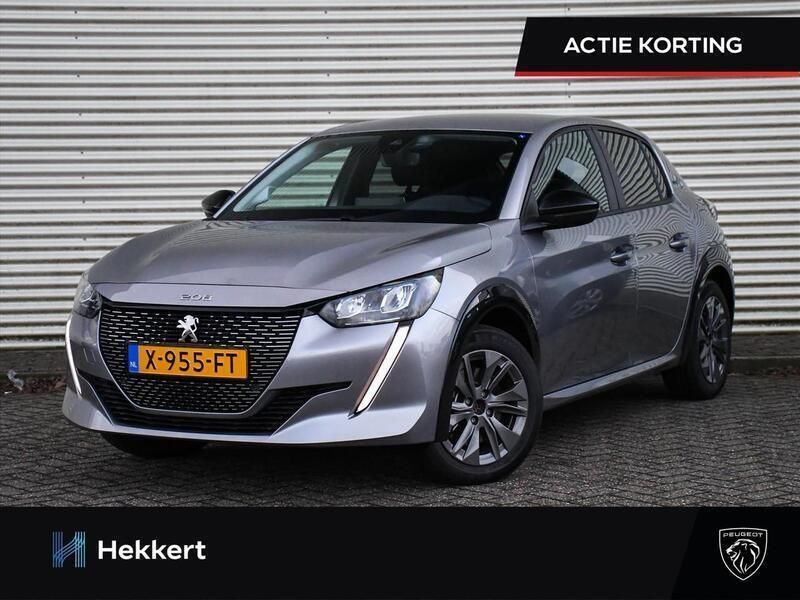Grijs, metallic lak Gebruikt 2023 Peugeot e-208 Style Hatchback | € 29.995 - Afbeelding 1/3