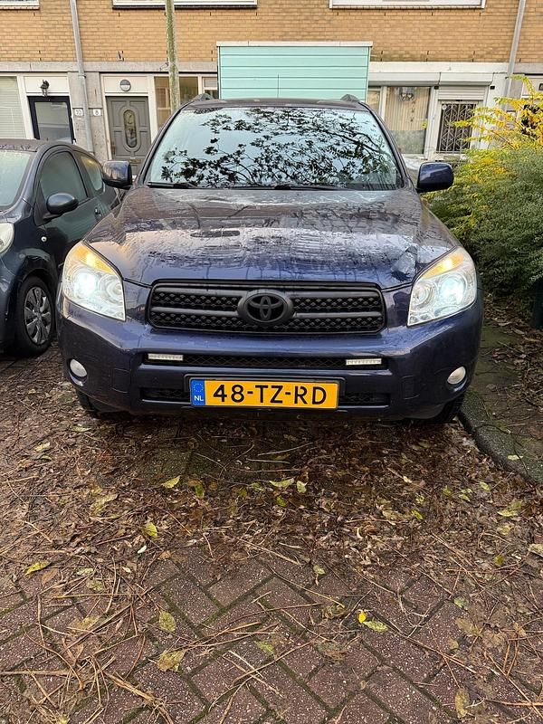 Blauw Gebruikt 2007 Toyota RAV4 Executive SUV | € 11.450 - Afbeelding 1/4