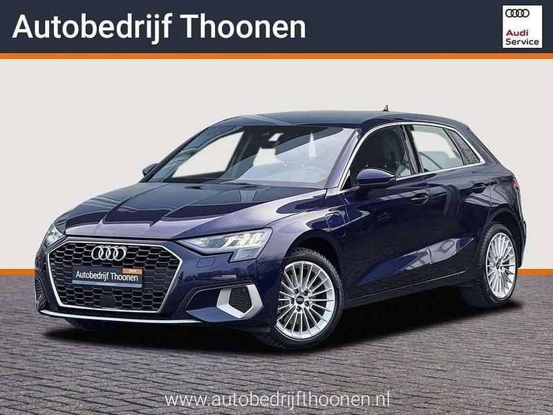 Occasion Audi A3 Sportback e-tron Advanced 204 PK (150 kW) 2022 Blauw (metallic) Hatchback