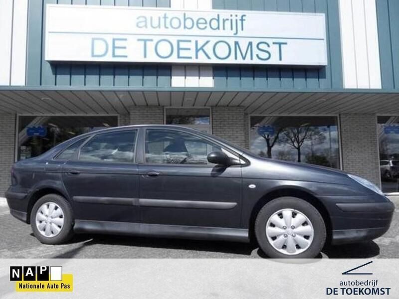 Grijs Gebruikt 2002 Citroën C5 Sedan | € 4.130 - Afbeelding 1/4