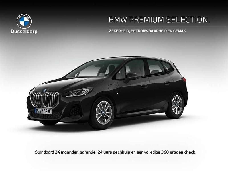 Zwart, metallic lak Gebruikt 2025 BMW 230 Comfort Edition Stationwagen | € 46.950 (Super prijs) - Afbeelding 1/2