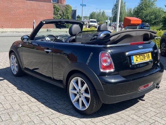 Occasion Mini Cooper Cabriolet 123 PK (90 kW) 2014 Zwart Cabriolet