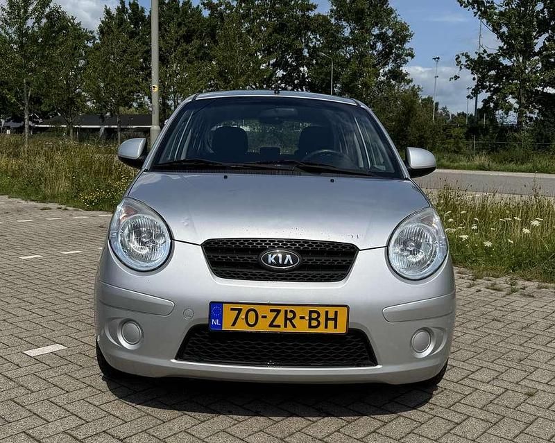 Grijs Gebruikt 2008 Kia Picanto Hatchback | € 2.000 (Goede deal) - Afbeelding 1/4