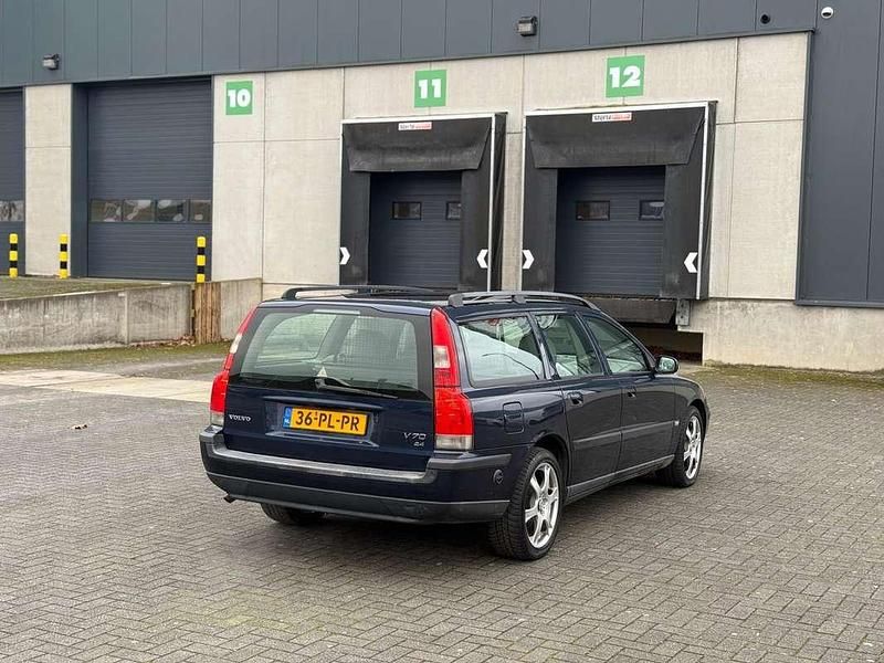 Occasion Volvo V70 170 PK (125 kW) 2004 Blauw Stationwagen