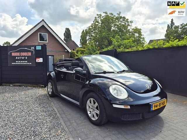 Zwart Gebruikt 2007 VW Beetle Trendline Cabriolet | € 3.445 (Goede deal) - Afbeelding 1/4
